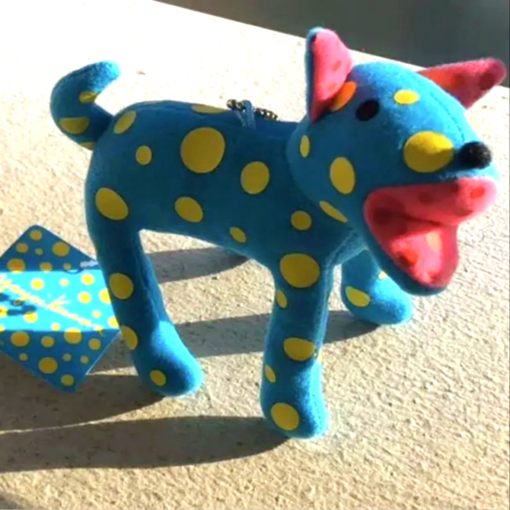Yayoi Kusama NWT TOKO-TON Plush Mascot Blue Polka Dot‎ Dog Keyring